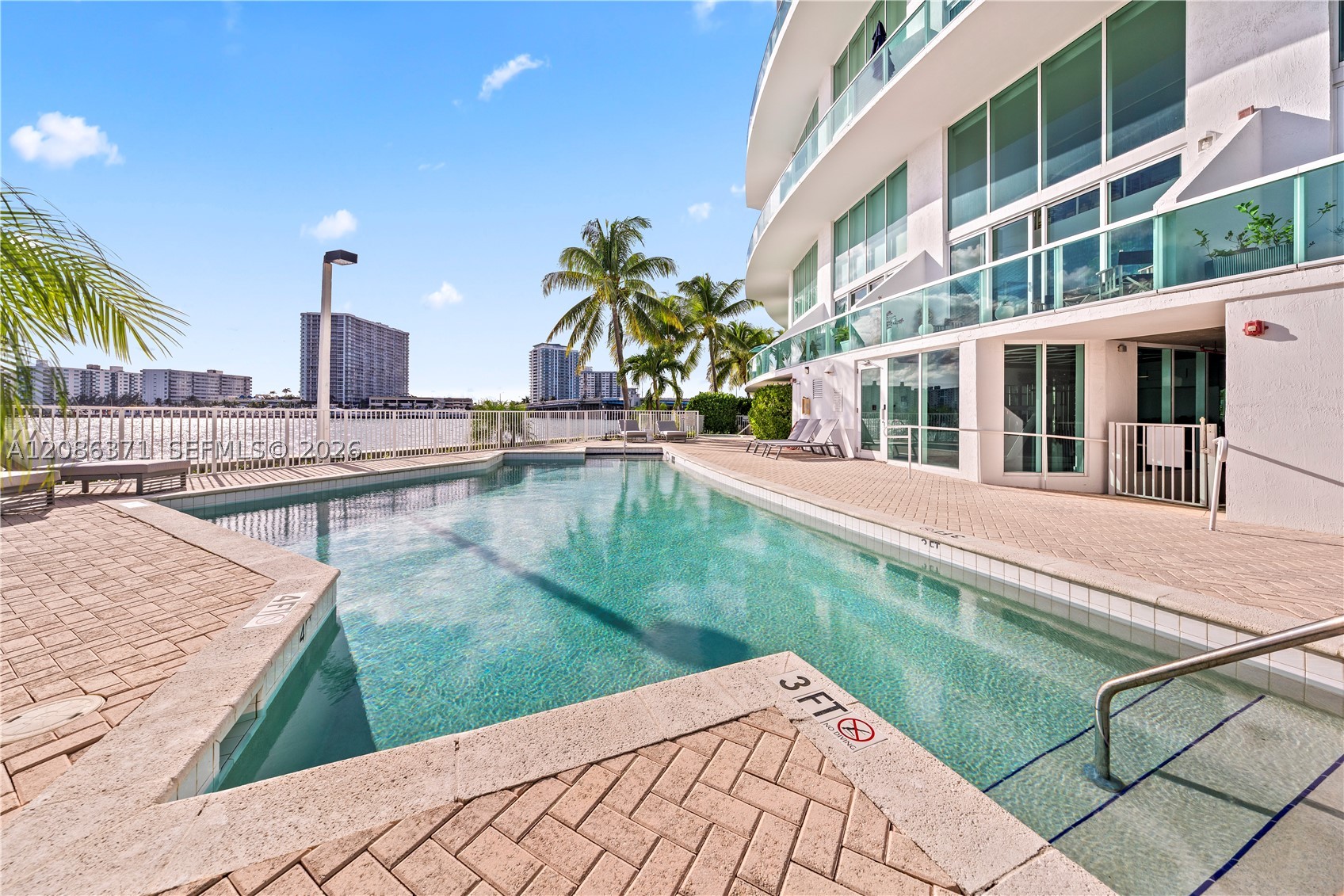 2000 Bay Dr #204, Miami Beach FL 33141