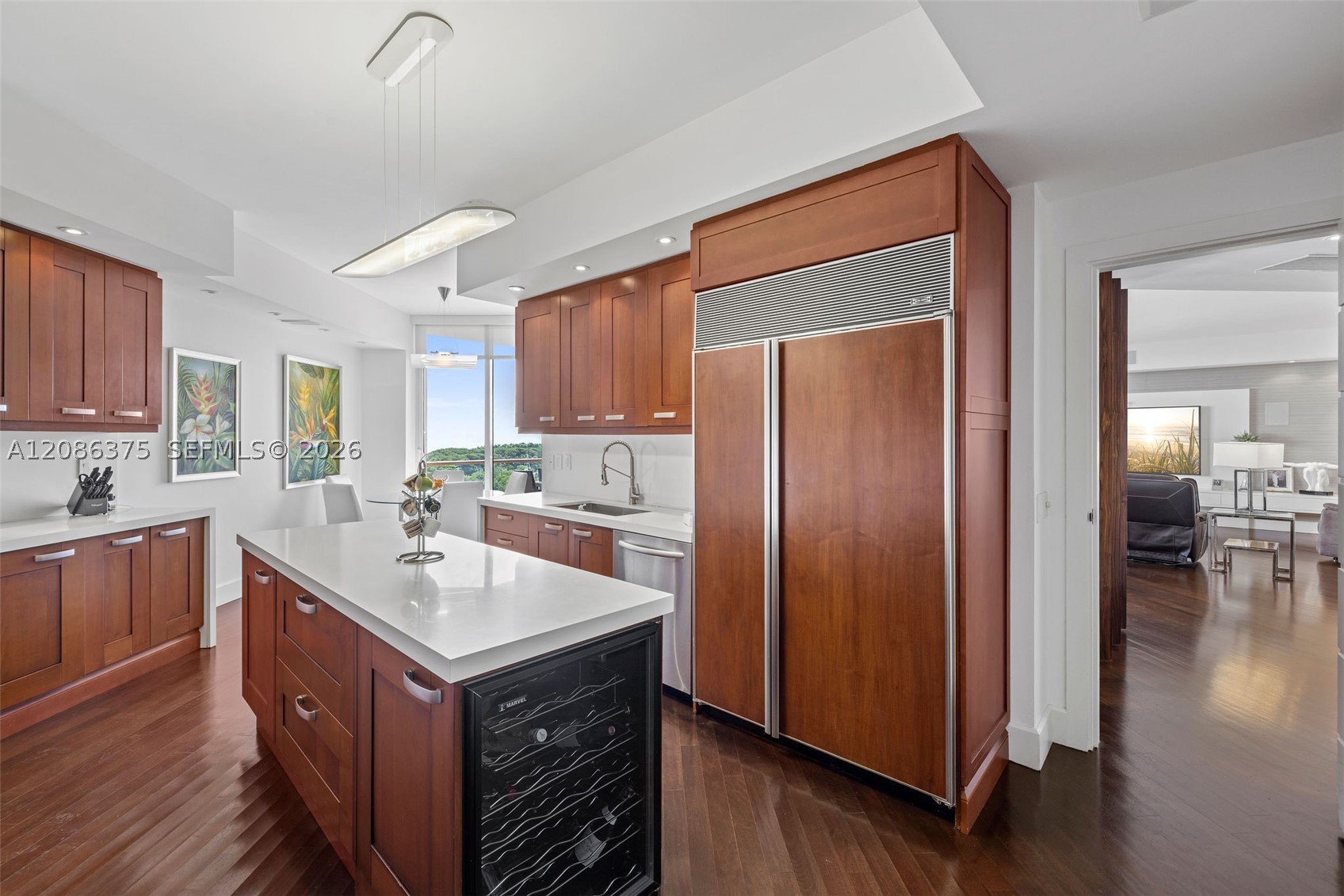60 Edgewater Dr #9D, Coral Gables FL 33133