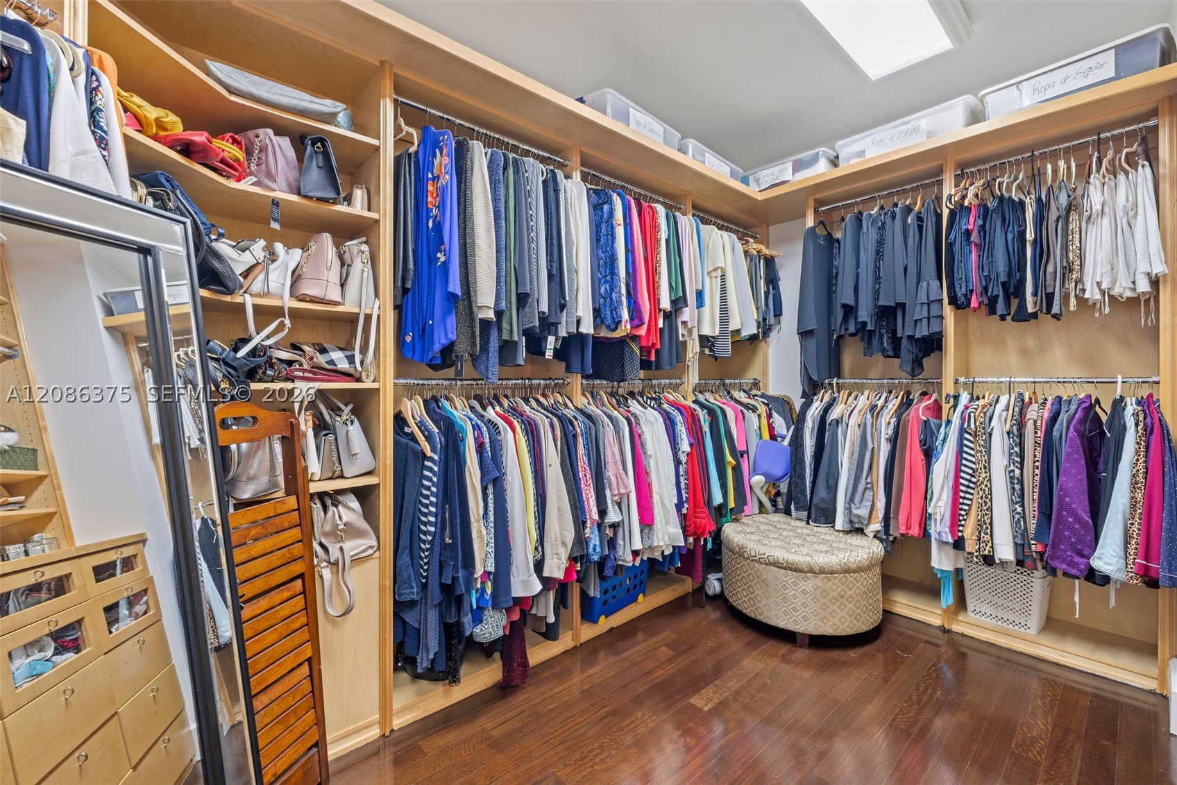 60 Edgewater Dr #9D, Coral Gables FL 33133