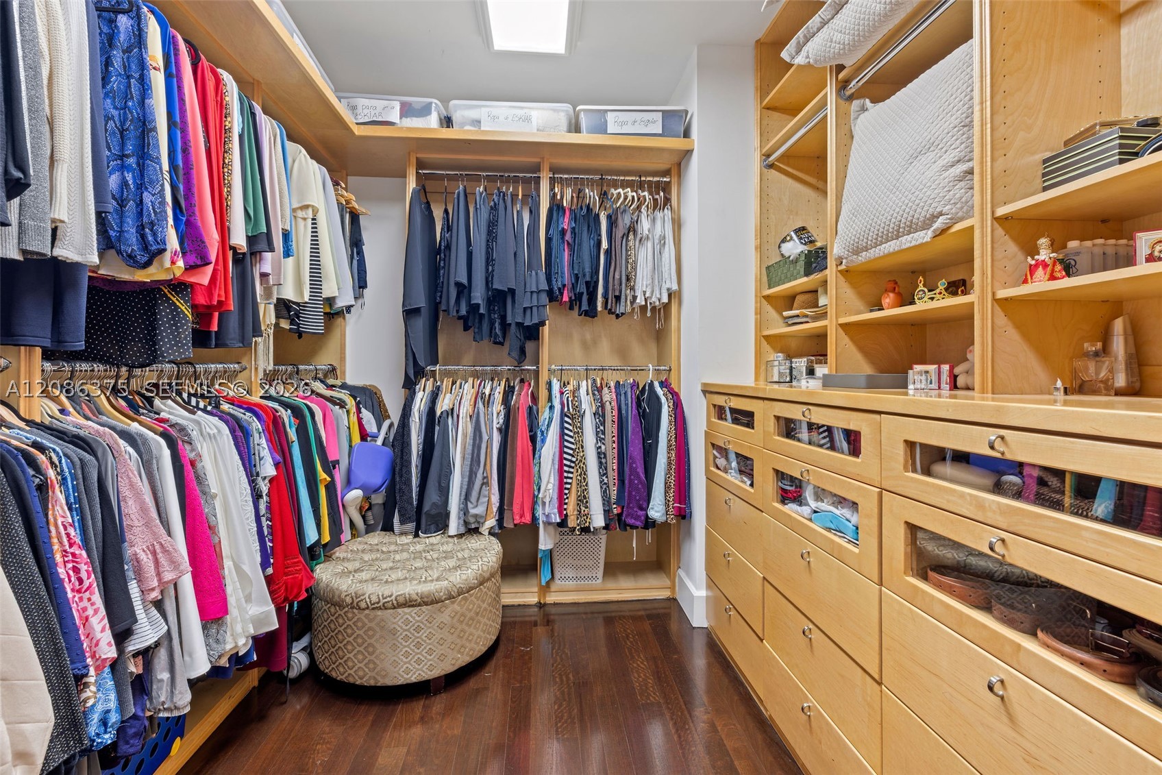 60 Edgewater Dr #9D, Coral Gables FL 33133