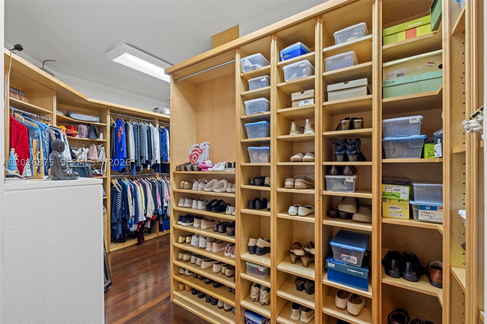 60 Edgewater Dr #9D, Coral Gables FL 33133