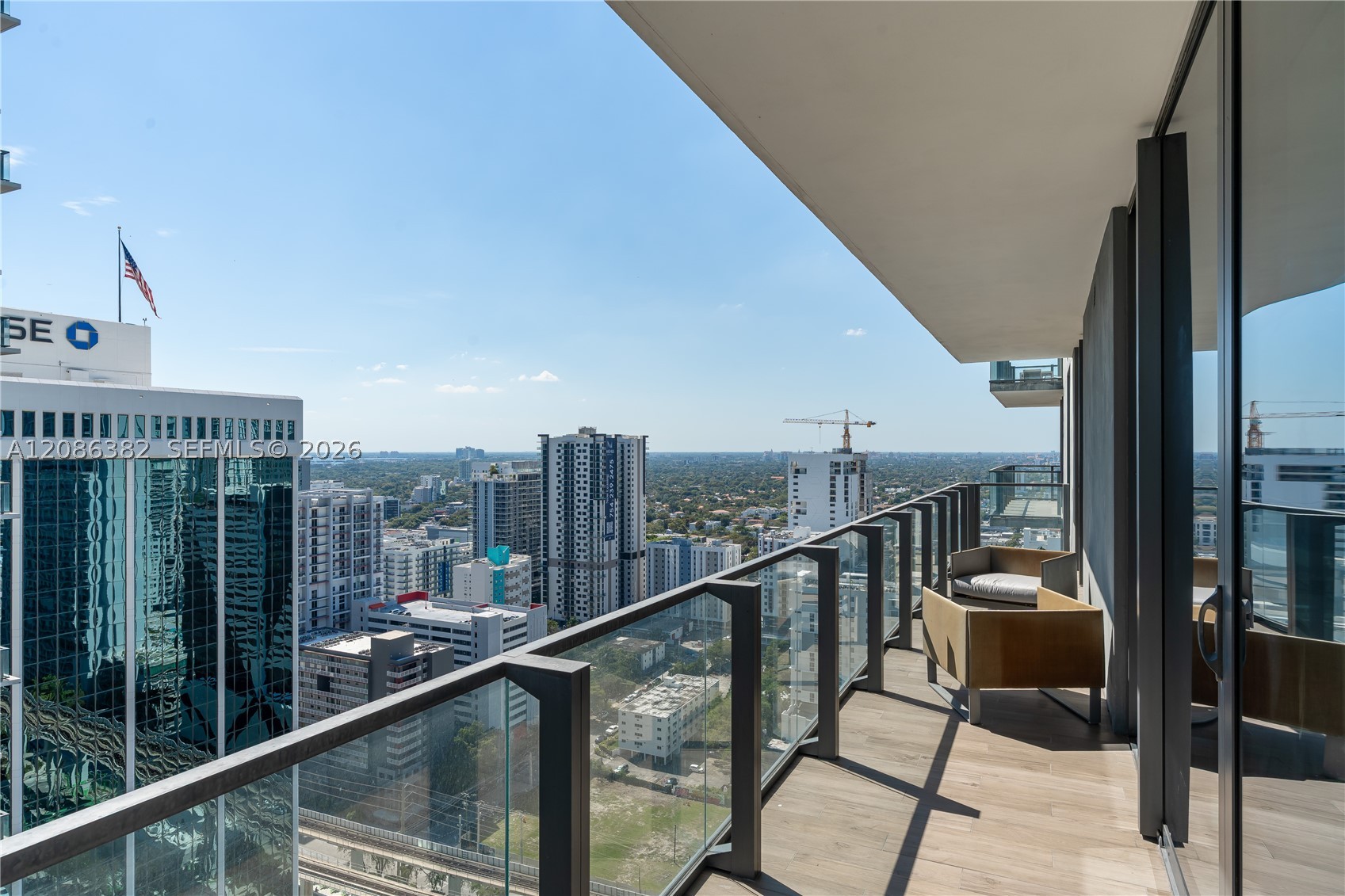 88 SW 7th St #2401, Miami FL 33130