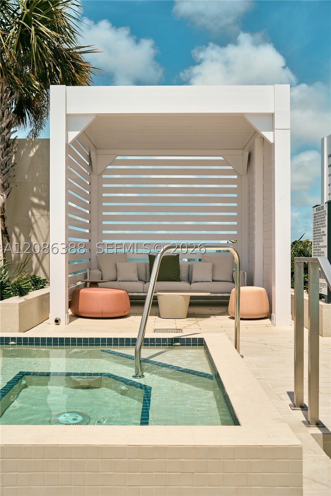 300 Biscayne Blvd Way #3807, Miami FL 33131