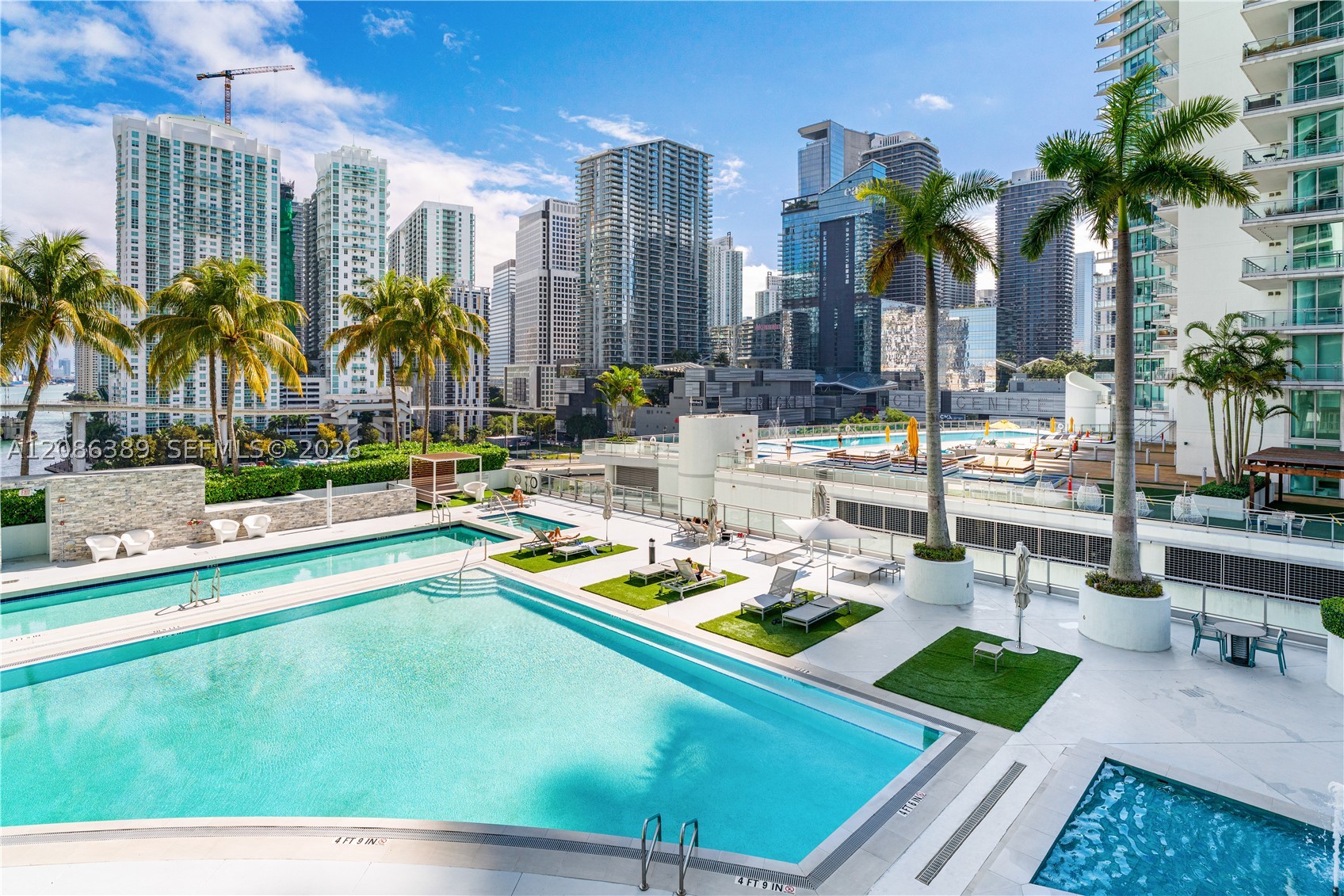 90 SW 3rd St #1115, Miami FL 33130