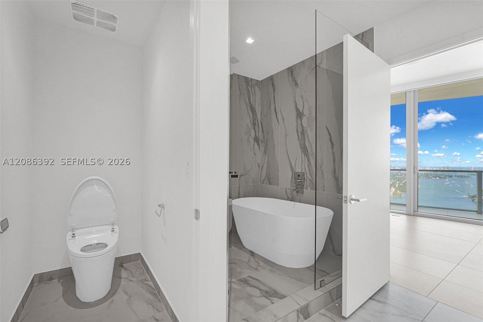 1400 Biscayne Blvd #3705, Miami FL 33132