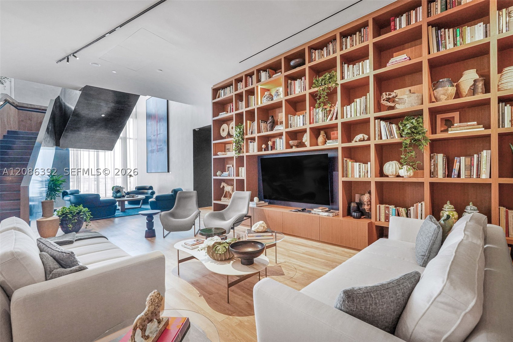 1400 Biscayne Blvd #3705, Miami FL 33132