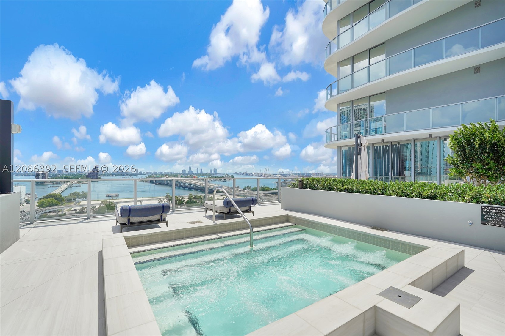 1400 Biscayne Blvd #3705, Miami FL 33132