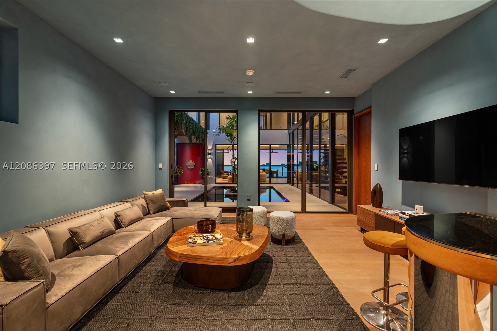 857 N Shore Dr, Miami Beach FL 33141