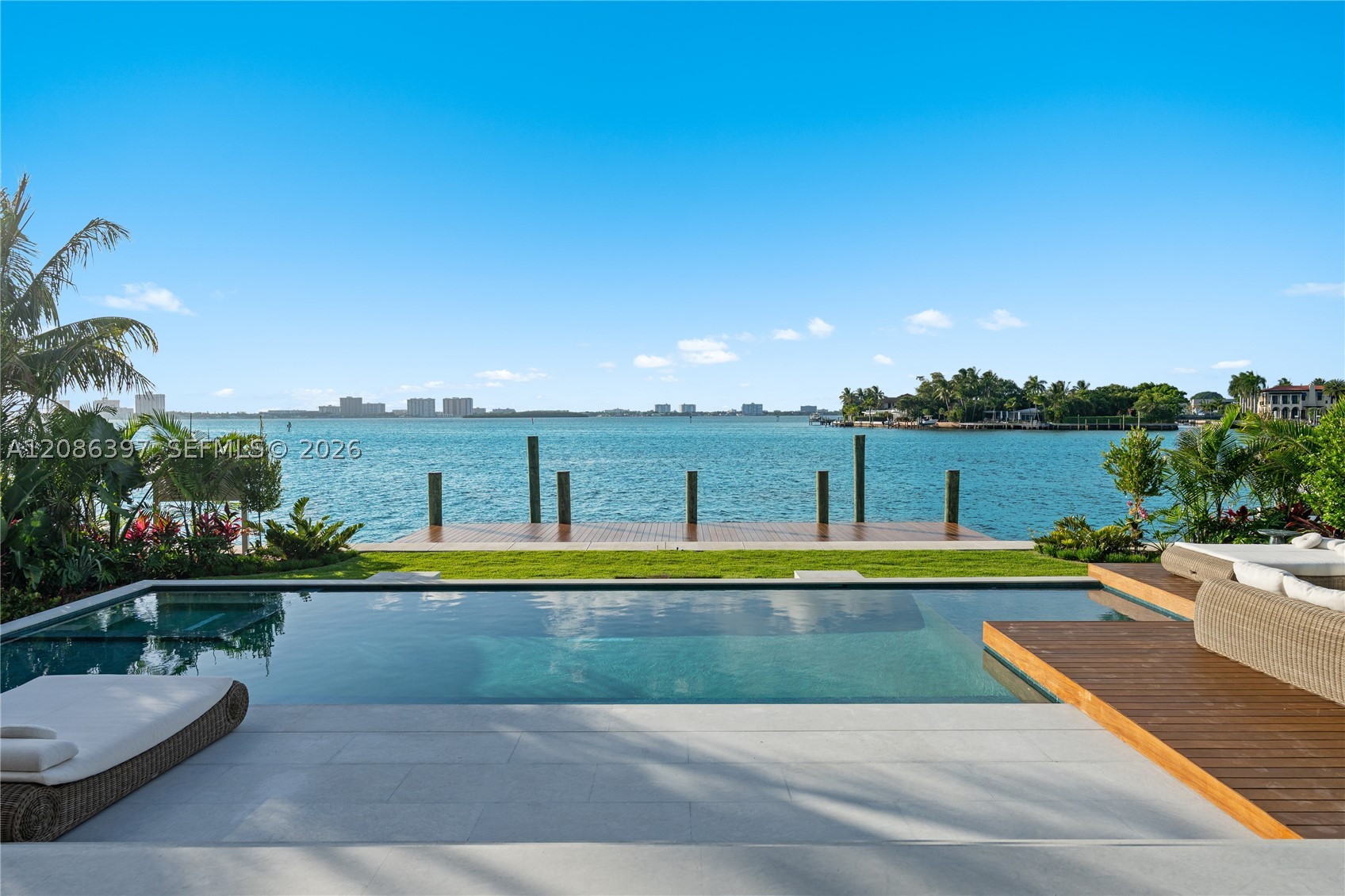 857 N Shore Dr, Miami Beach FL 33141