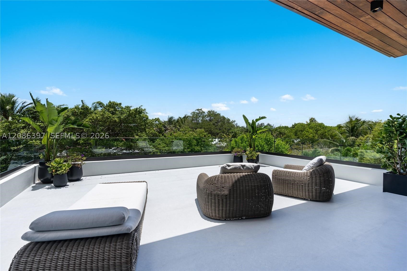 857 N Shore Dr, Miami Beach FL 33141