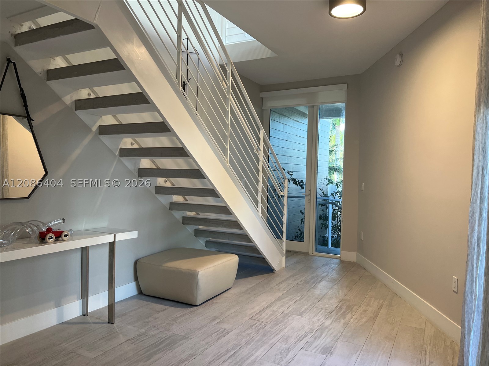 1000 99 #6, Bay Harbor Islands FL 33154