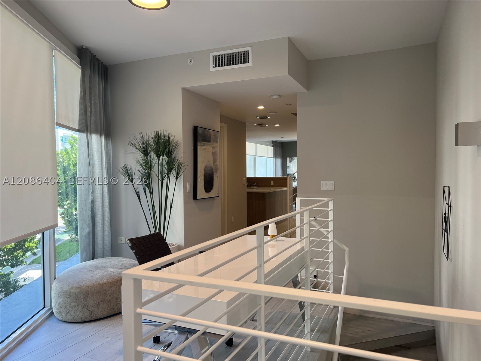 1000 99 #6, Bay Harbor Islands FL 33154