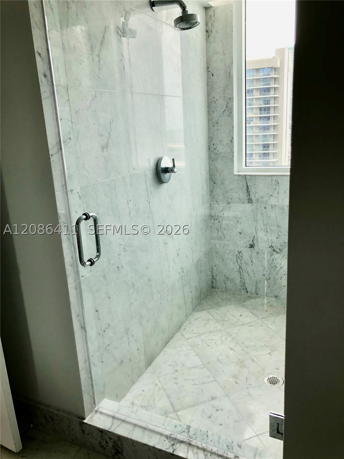 253 NE 2nd St #2702, Miami FL 33132