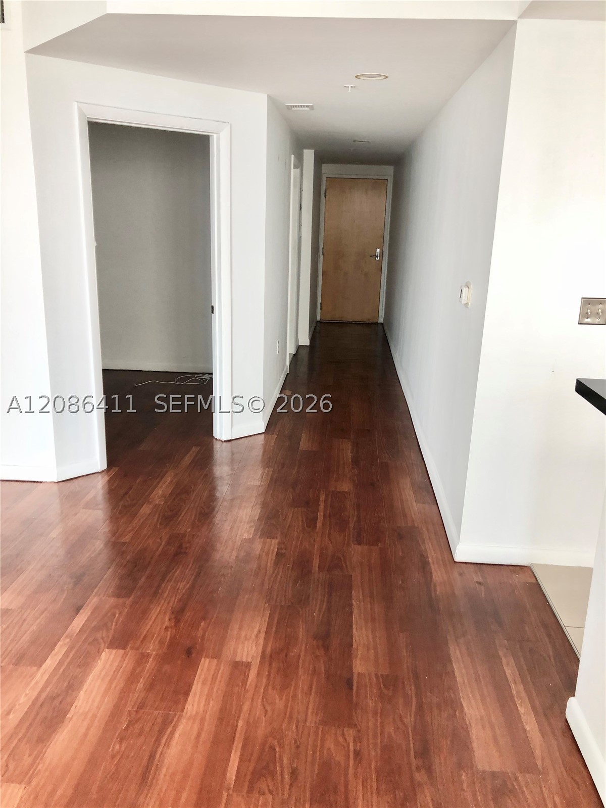 253 NE 2nd St #2702, Miami FL 33132