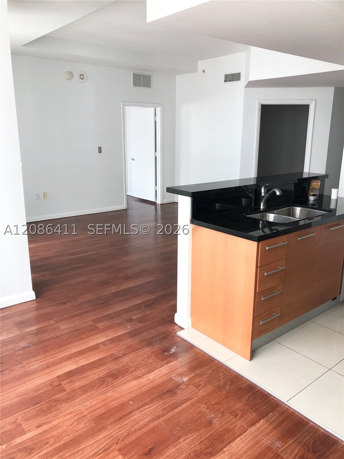 253 NE 2nd St #2702, Miami FL 33132