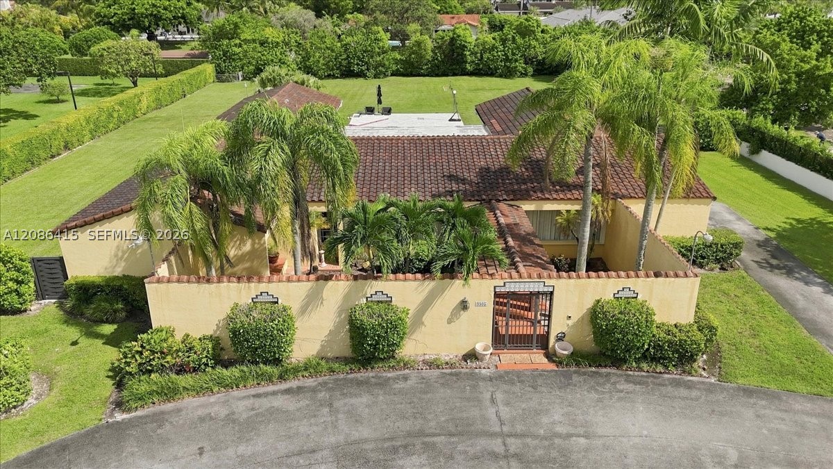 9805 SW 64th St, Miami FL 33173