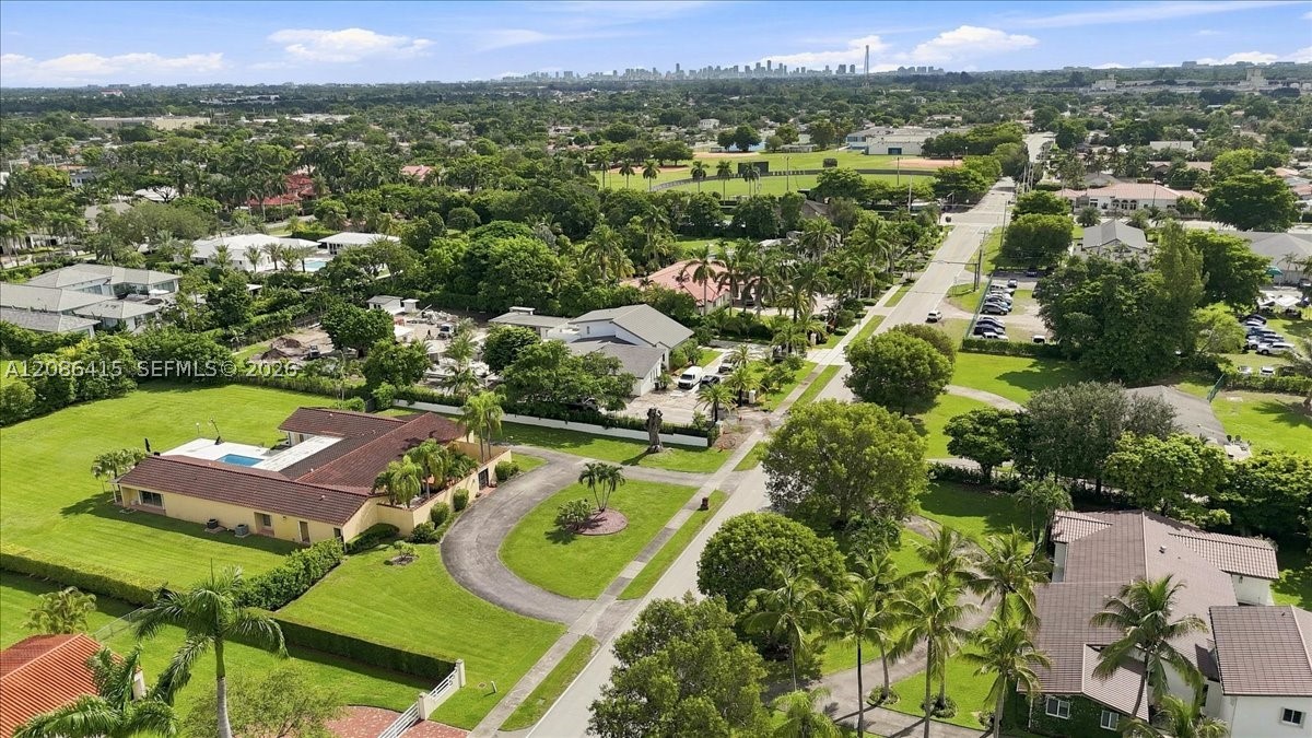 9805 SW 64th St, Miami FL 33173