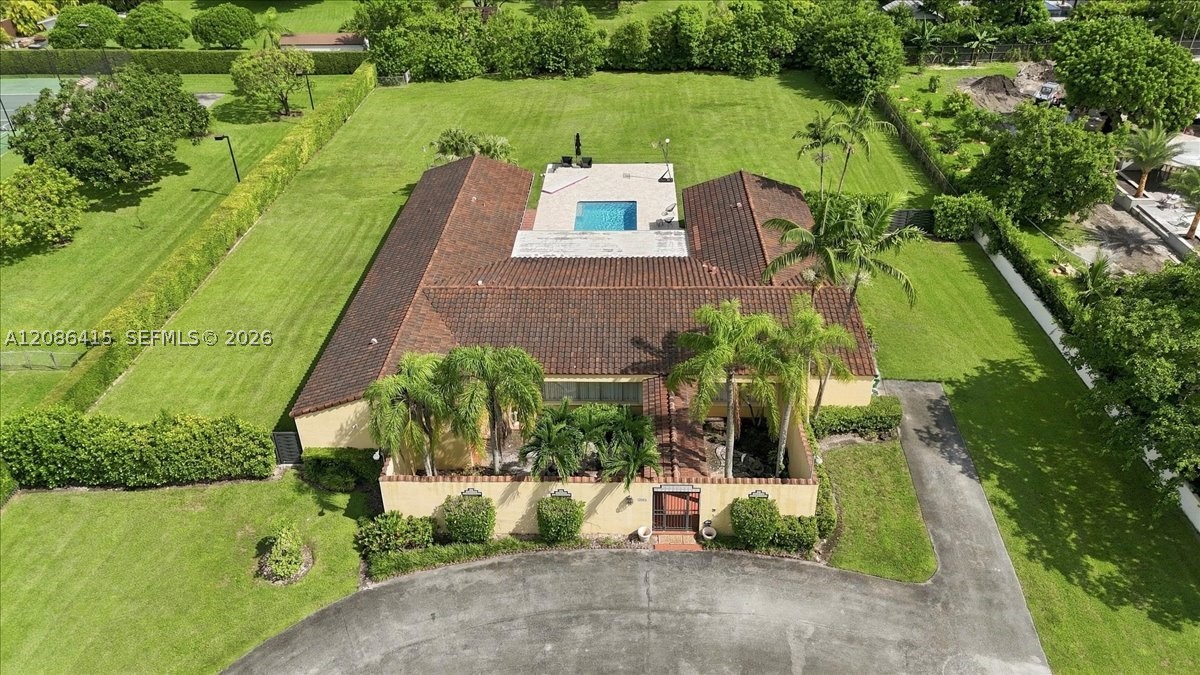 9805 SW 64th St, Miami FL 33173
