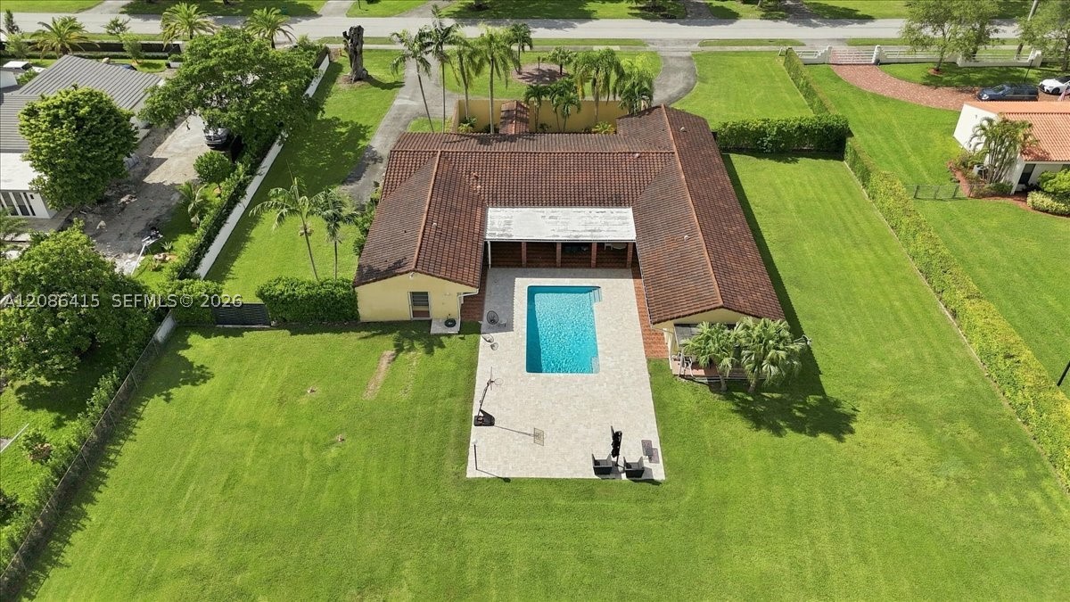 9805 SW 64th St, Miami FL 33173