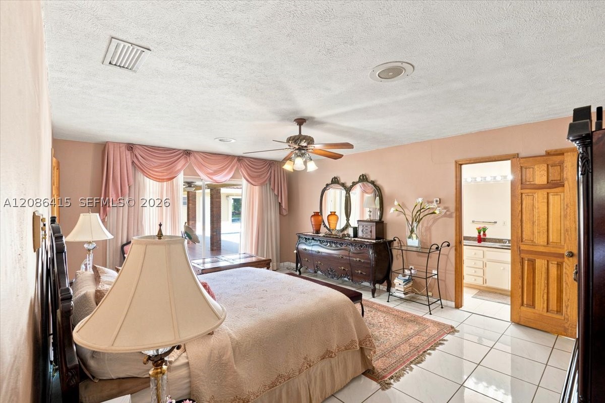 9805 SW 64th St, Miami FL 33173