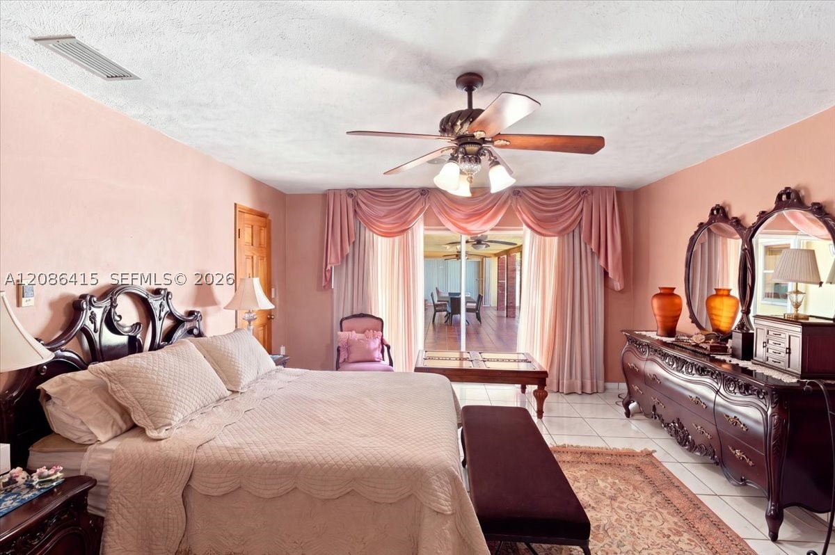 9805 SW 64th St, Miami FL 33173