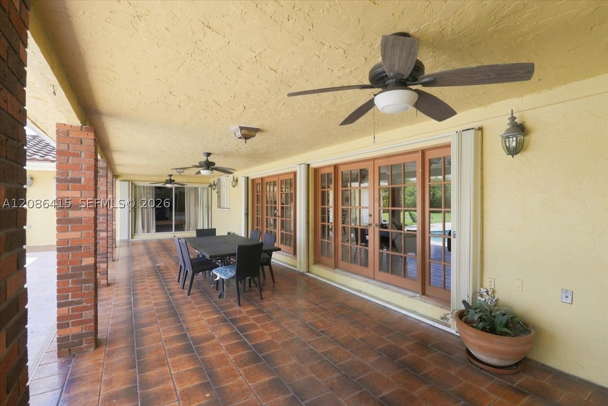 9805 SW 64th St, Miami FL 33173