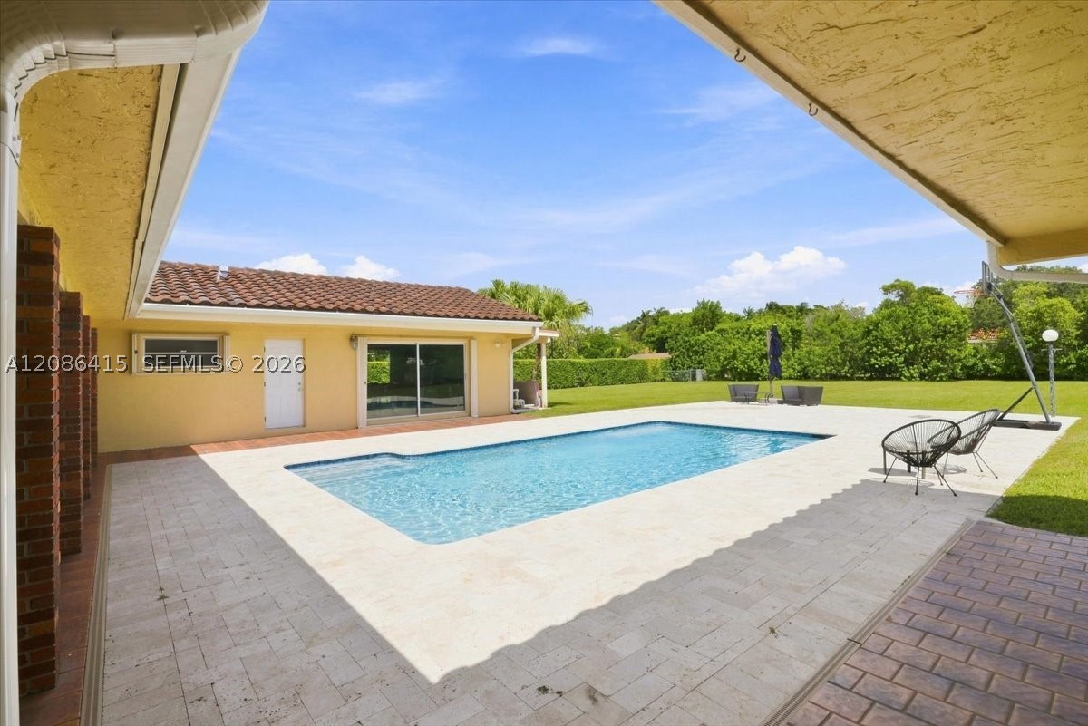 9805 SW 64th St, Miami FL 33173