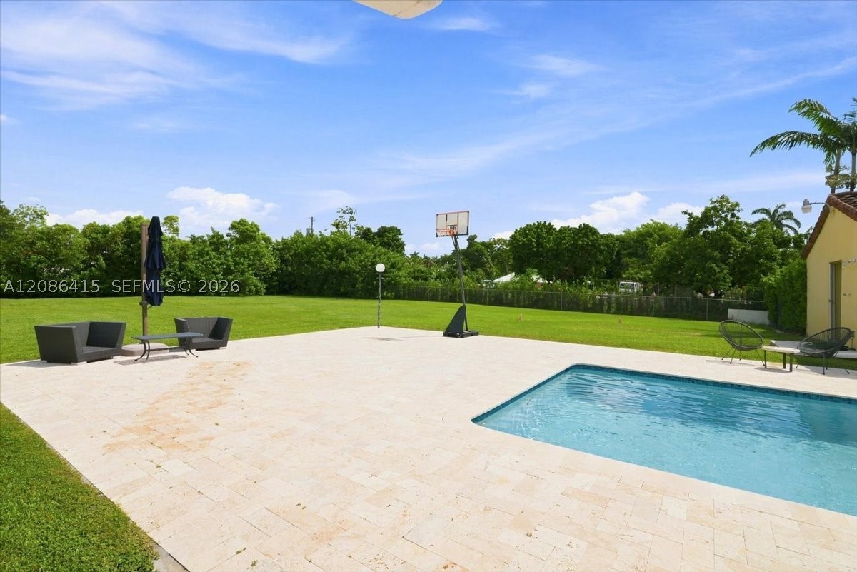 9805 SW 64th St, Miami FL 33173