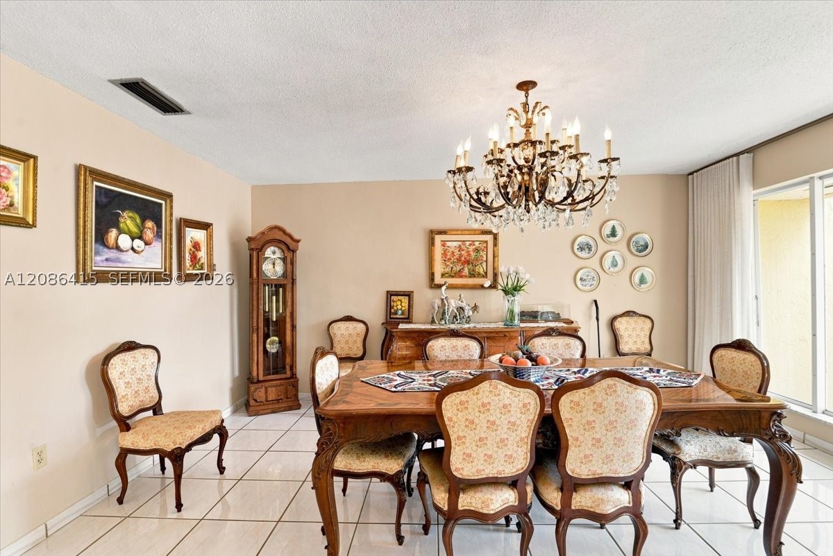 9805 SW 64th St, Miami FL 33173