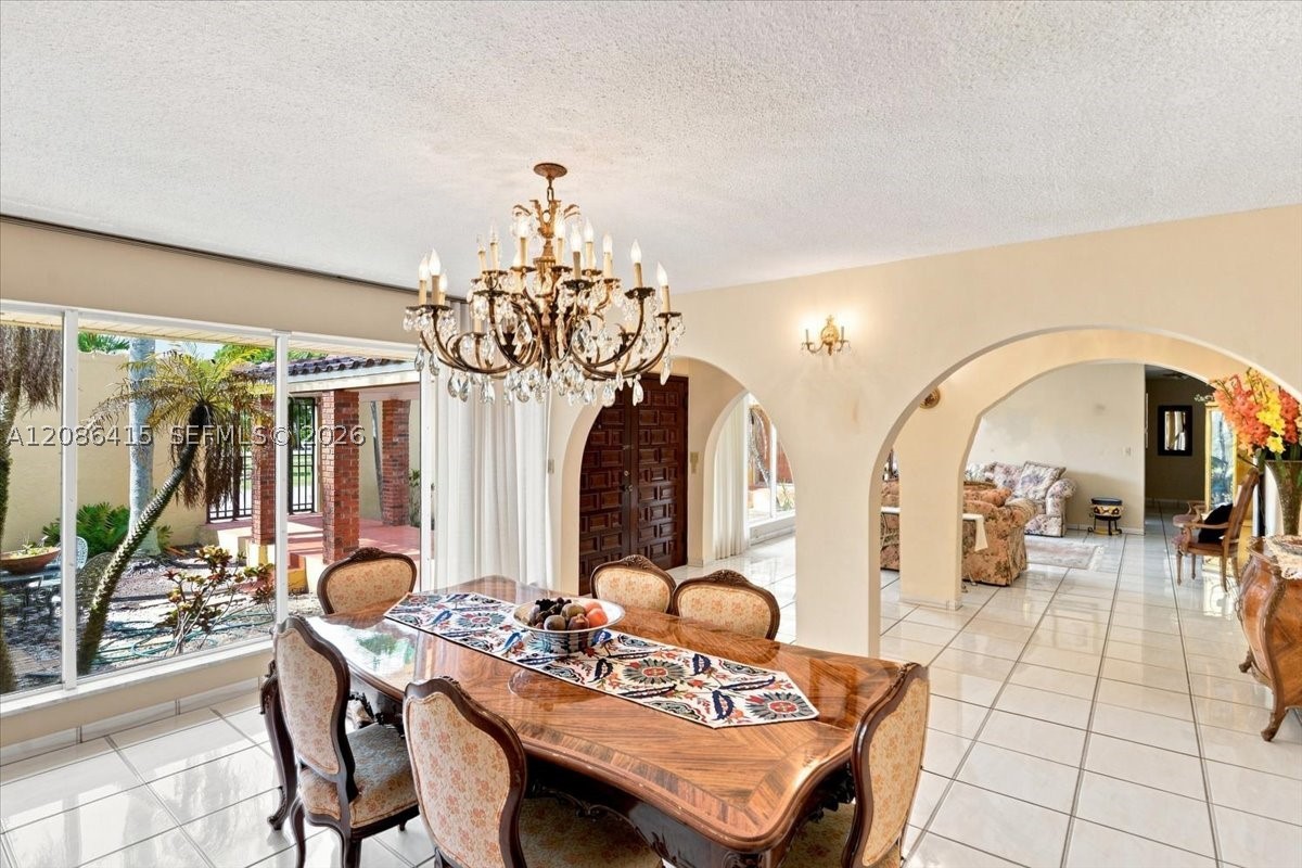 9805 SW 64th St, Miami FL 33173