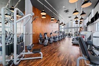 1300 Brickell Bay Dr #604, Miami FL 33131