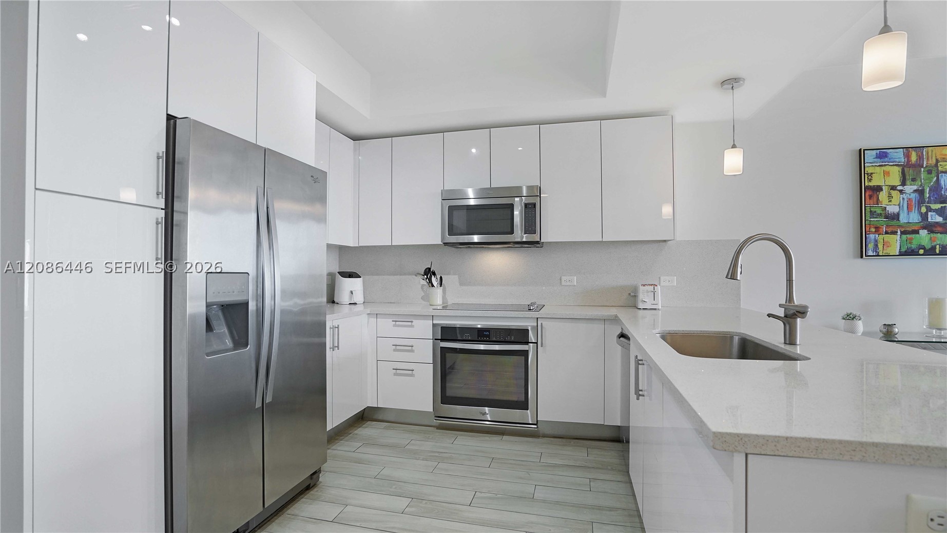 999 SW 1st AVE #2313, Miami FL 33131