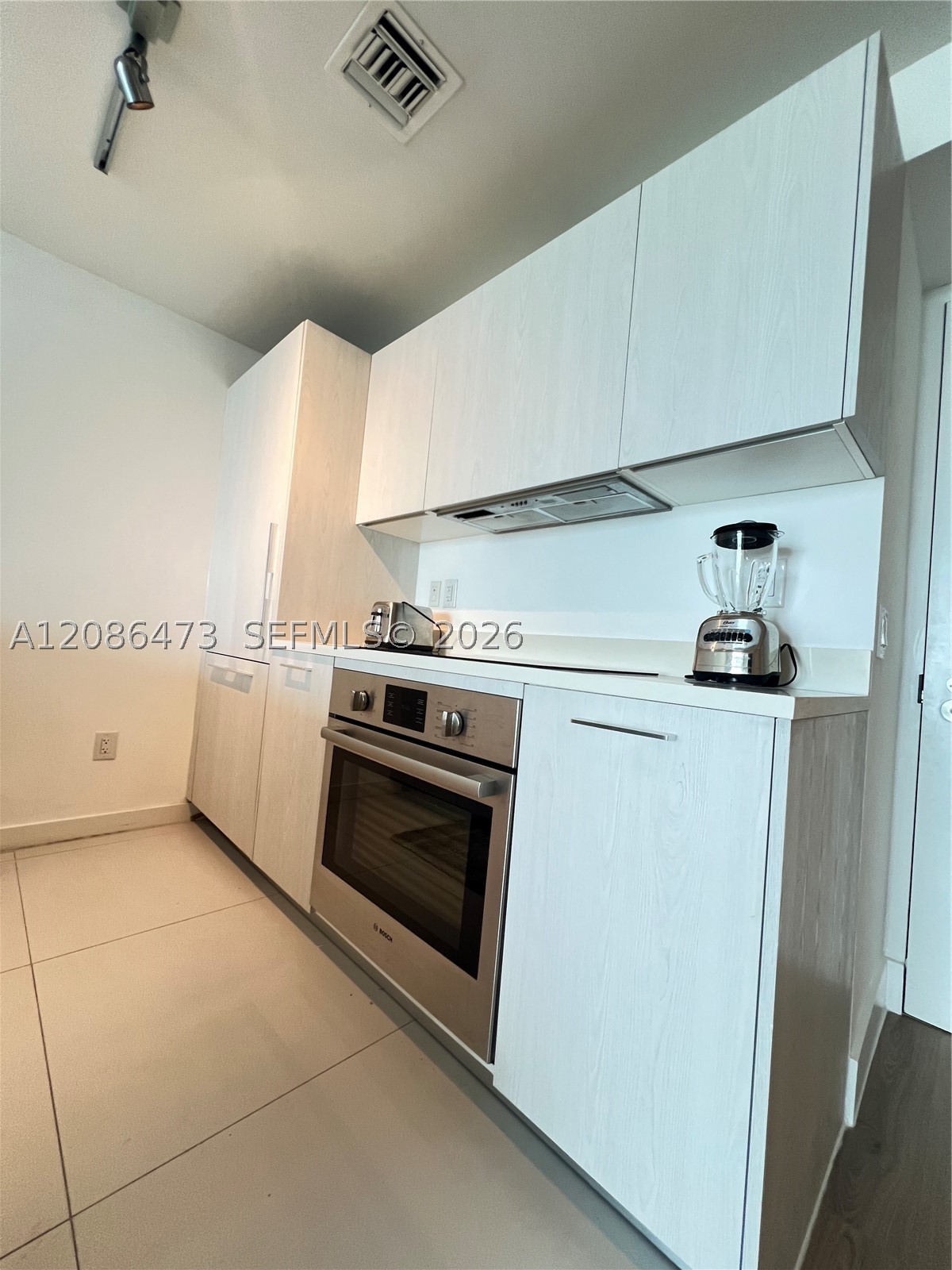 501 NE 31st St #1202, Miami FL 33137