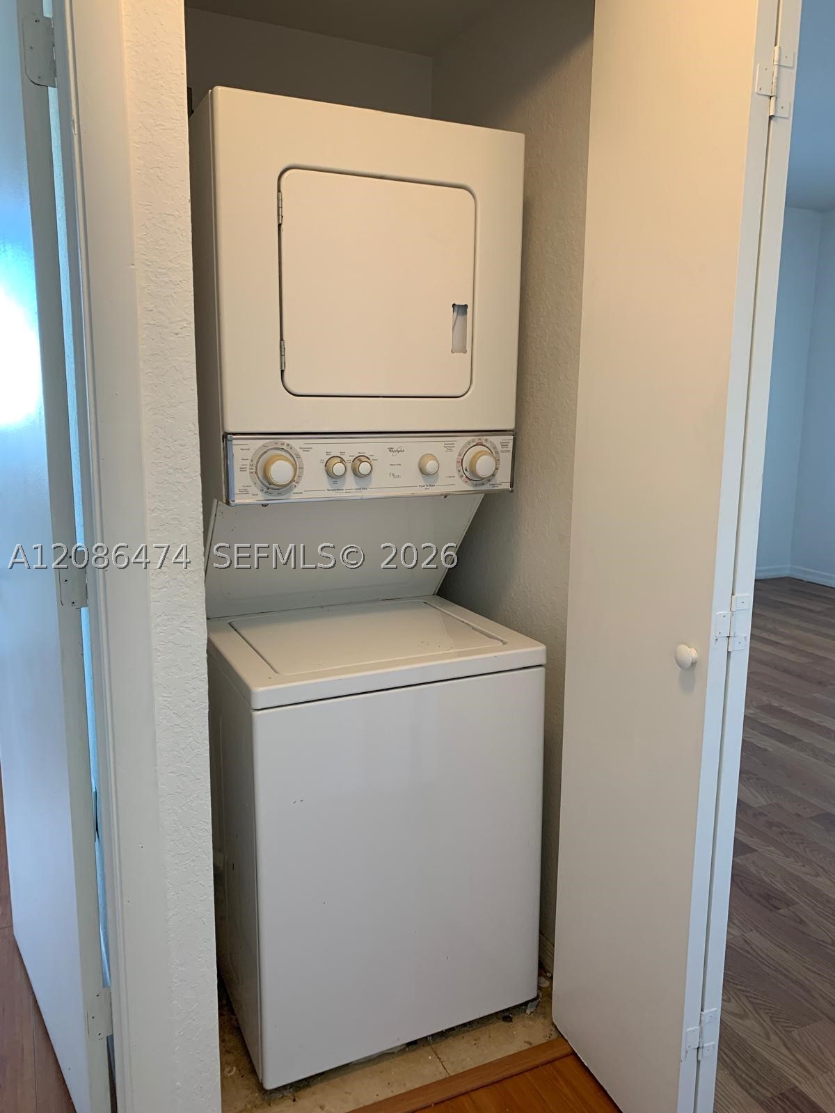 36 NW 6th Ave #908, Miami FL 33128