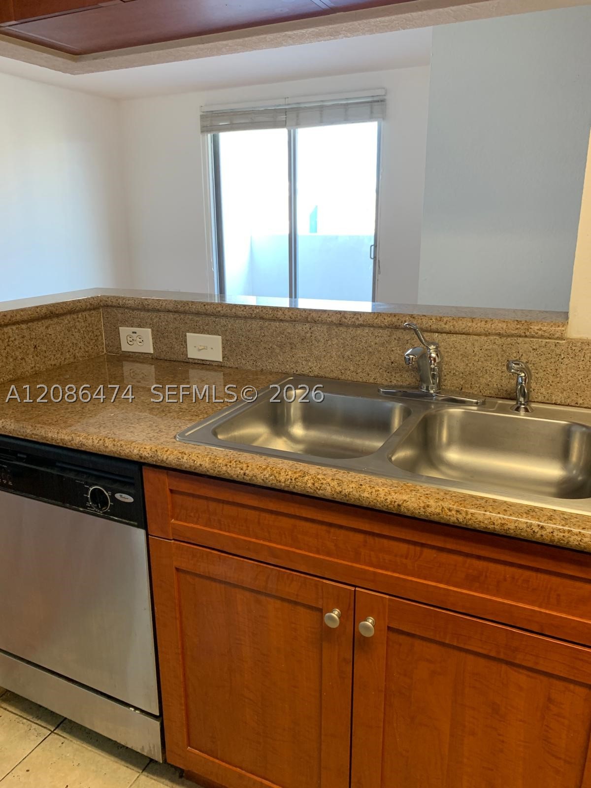 36 NW 6th Ave #908, Miami FL 33128