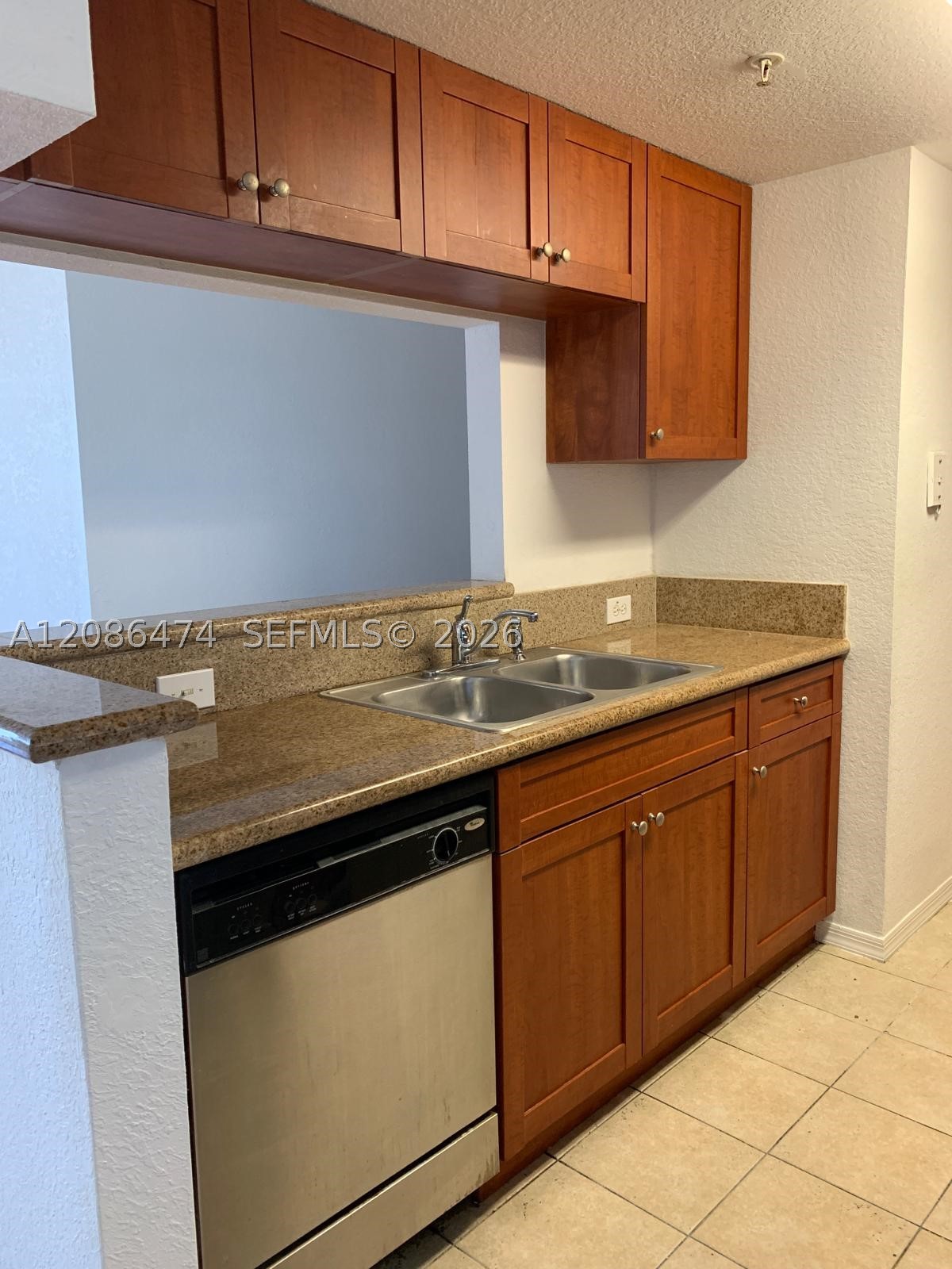 36 NW 6th Ave #908, Miami FL 33128
