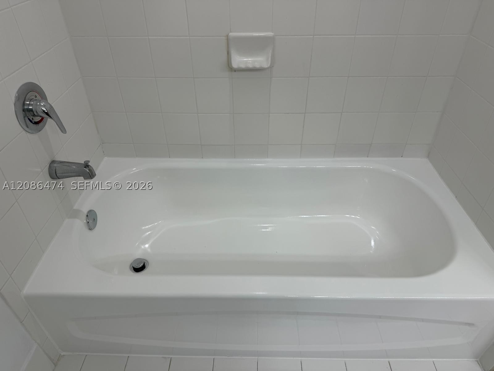 36 NW 6th Ave #908, Miami FL 33128