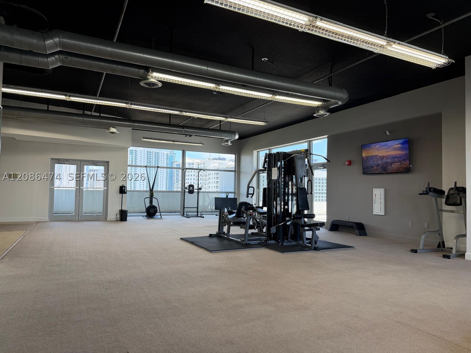 36 NW 6th Ave #908, Miami FL 33128