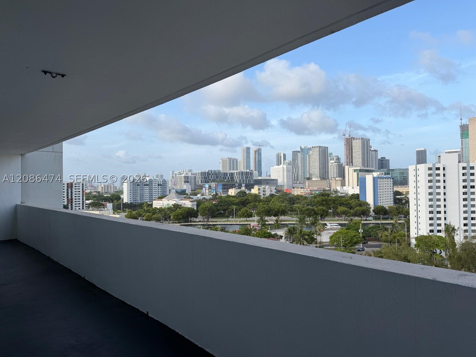 36 NW 6th Ave #908, Miami FL 33128