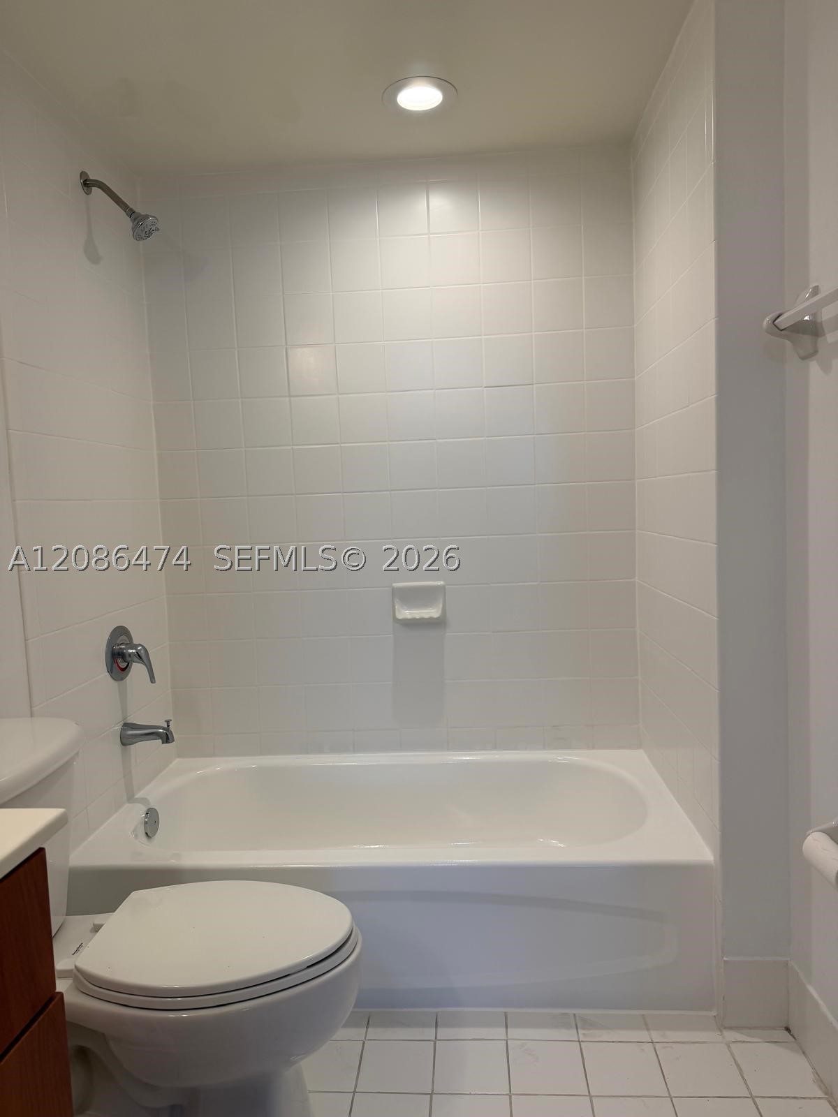 36 NW 6th Ave #908, Miami FL 33128
