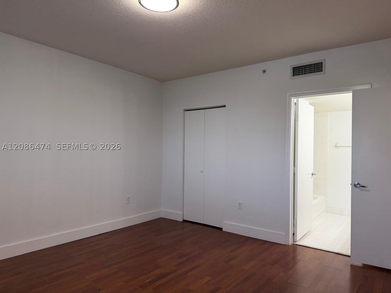36 NW 6th Ave #908, Miami FL 33128