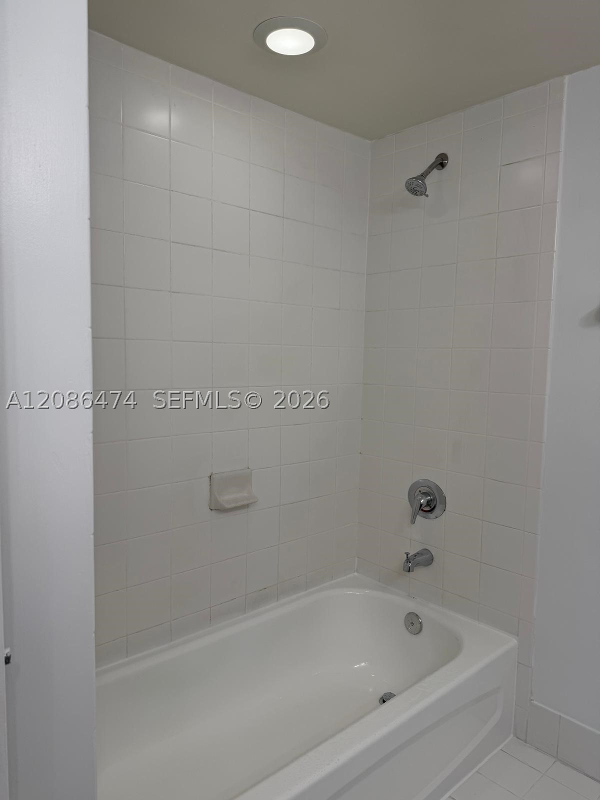 36 NW 6th Ave #908, Miami FL 33128
