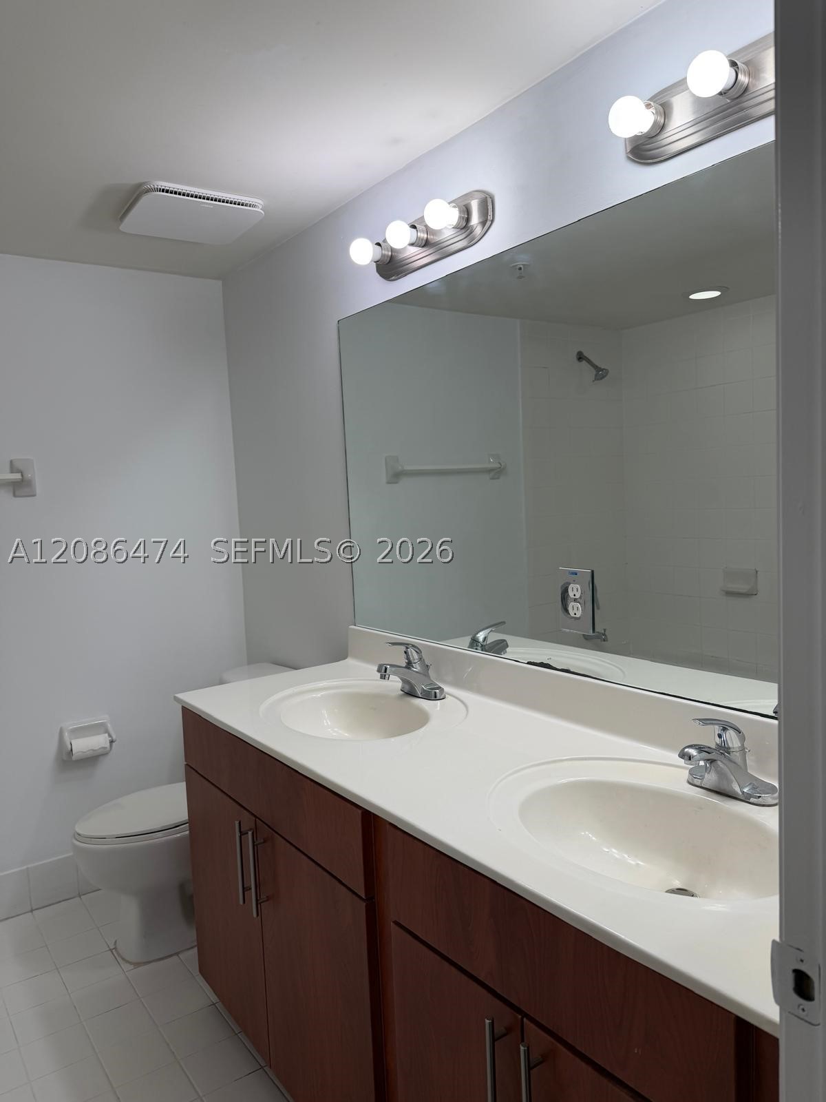 36 NW 6th Ave #908, Miami FL 33128