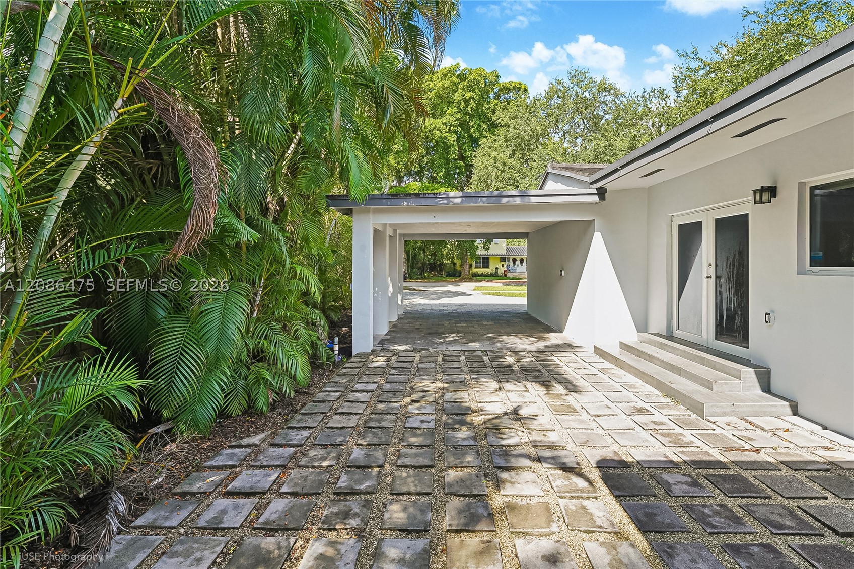 101 Palmetto Dr, Miami Springs FL 33166
