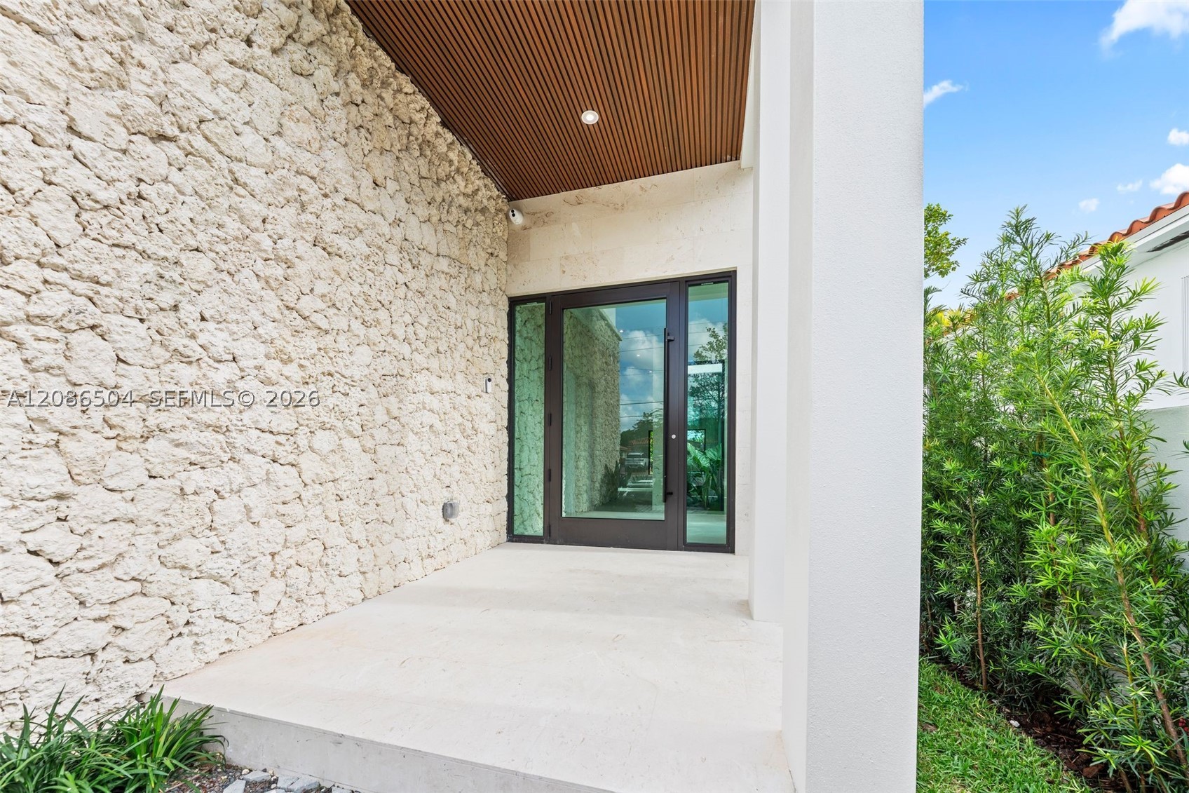 3322 SW 23 St, Miami FL 33145