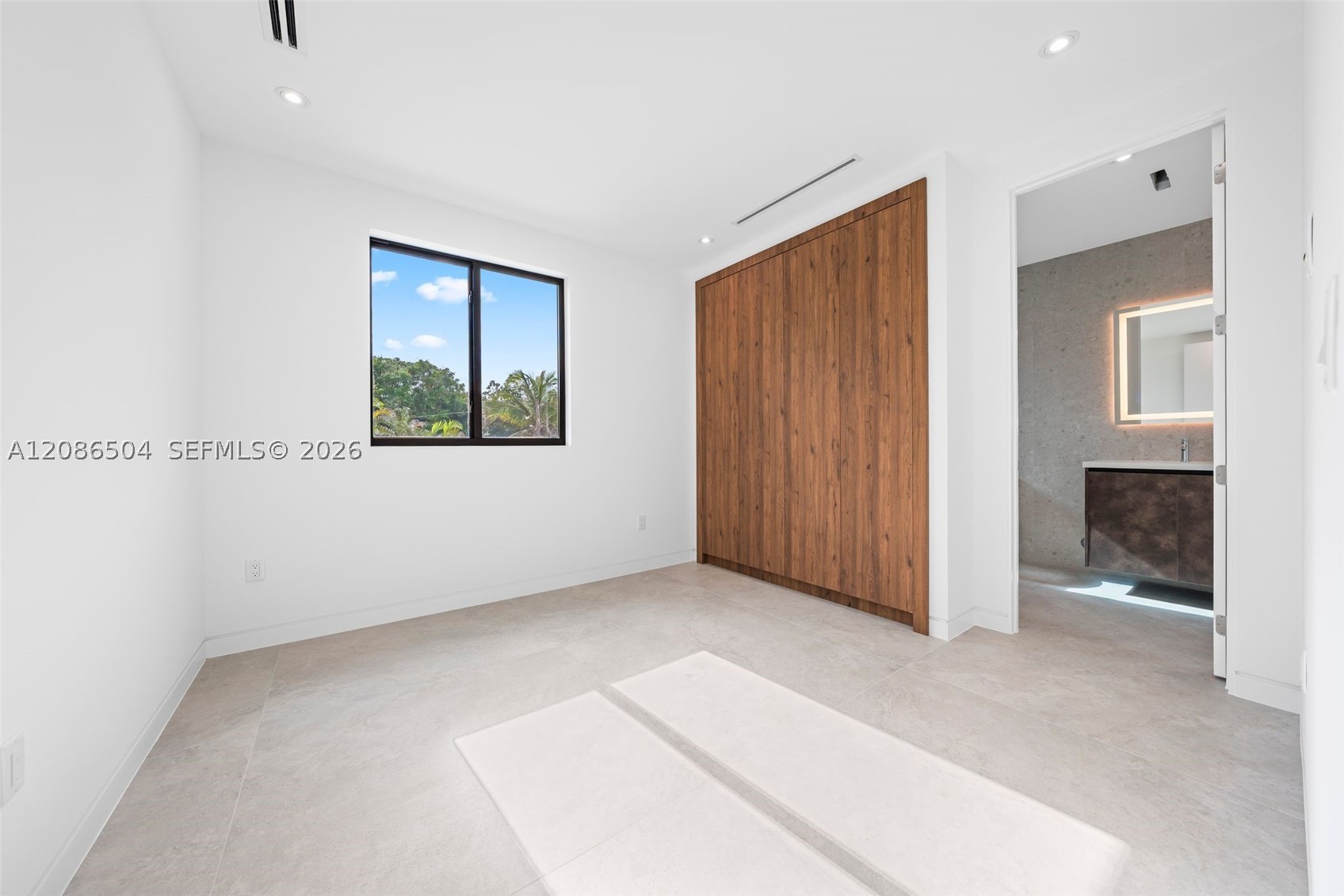 3322 SW 23 St, Miami FL 33145