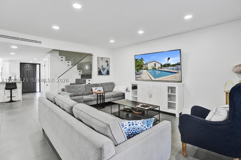 2723 NE 164th St #77, North Miami Beach FL 33160