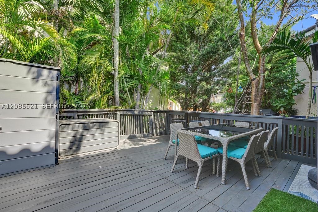 2723 NE 164th St #77, North Miami Beach FL 33160