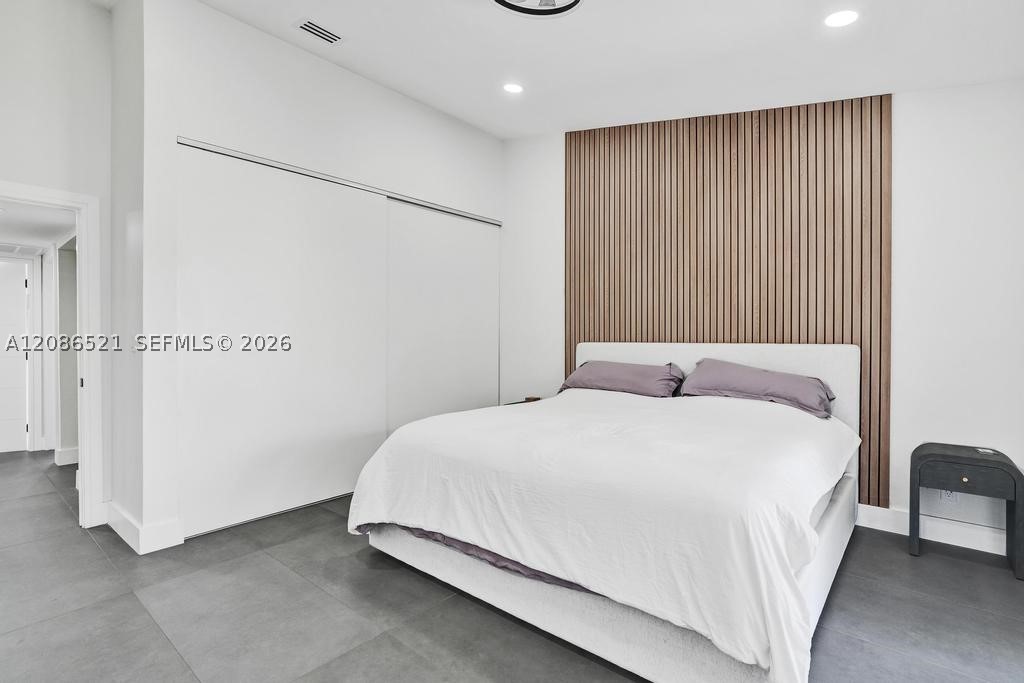 2723 NE 164th St #77, North Miami Beach FL 33160