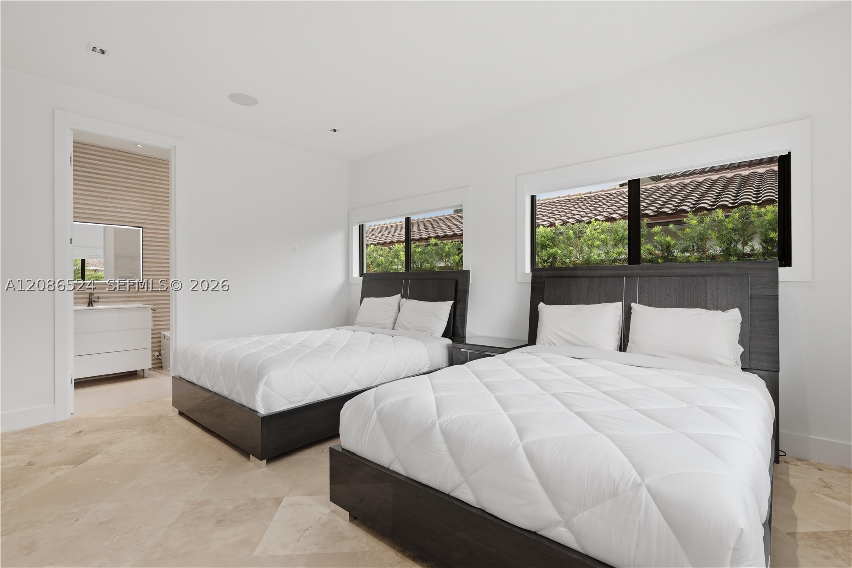 415 Holiday Dr, Hallandale Beach FL 33009